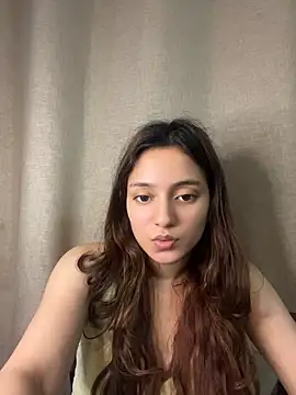 Lilywant live webcam show