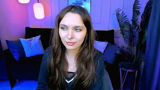 ChloeSunny webcam
