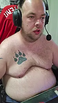 PupW0lfy live cam on StripChat