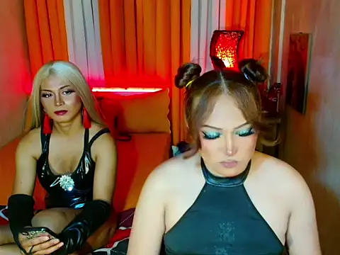 Phenomenal_Shemale webcam