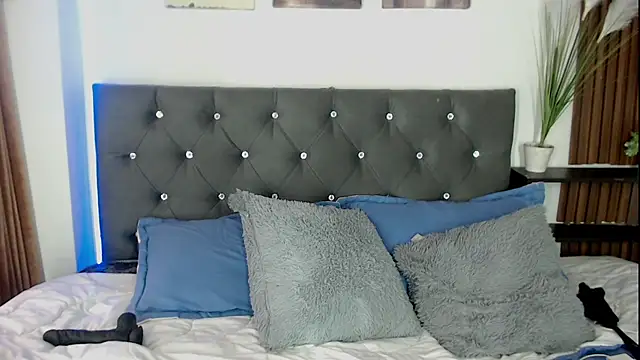 emma_cut3_ webcam