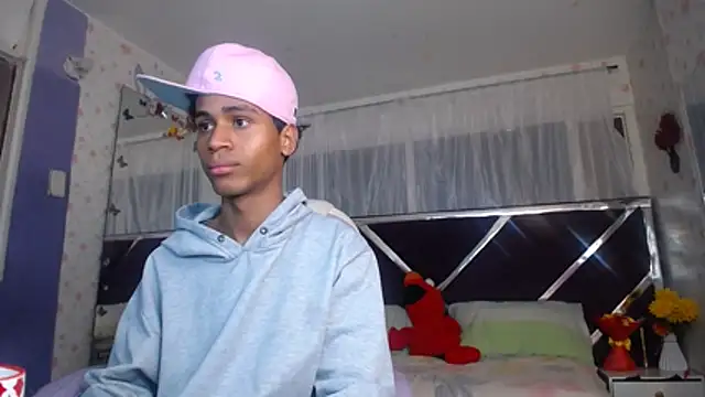 Santy_bigcock_01