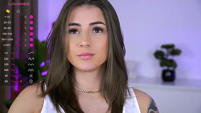 AishaSins webcam