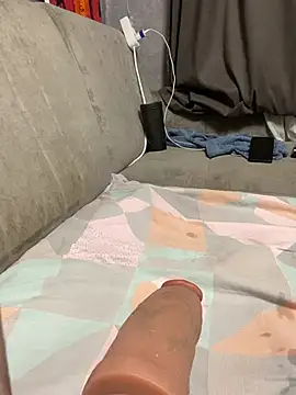 Lola_Hale webcam