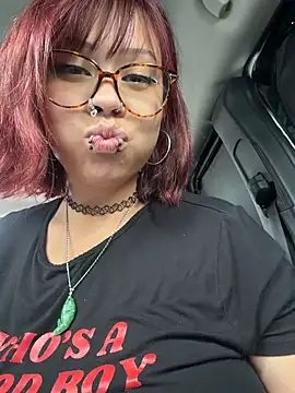moan4mona webcam