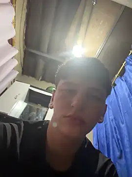ARON_LUXX webcam