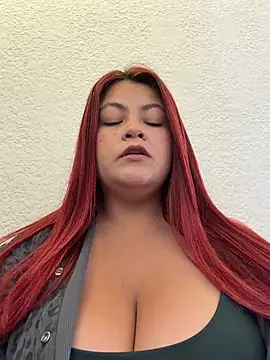 Lia-Moon77 webcam