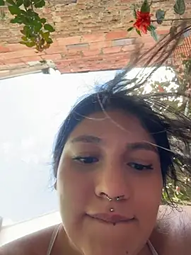 Emily_Gomezz webcam
