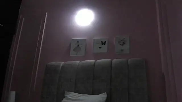 Emma-Velez webcam