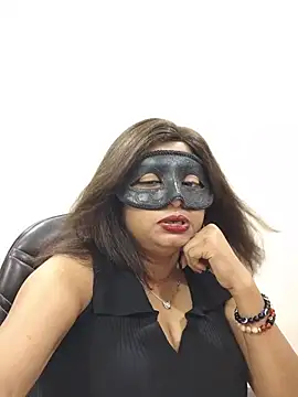 Misti_ac live cam on StripChat