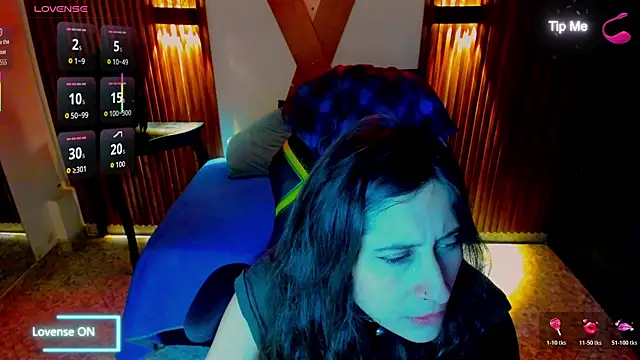 nina_daft webcam