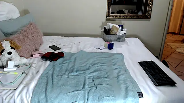 FitSelina66 webcam