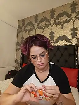Aurora_Luxx webcam