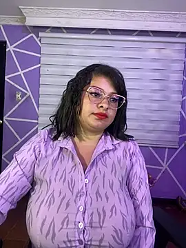 MiiaaJoness