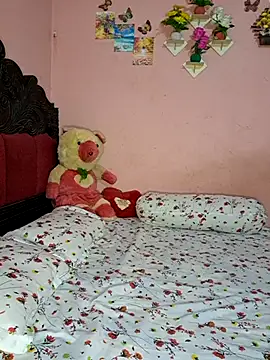 Ismanur11 live sex cam