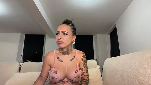 onefire56 Live Webcam on Stripchat