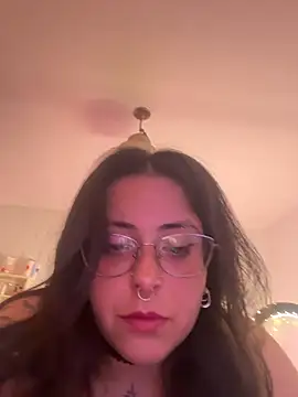 Mizztikaa live webcam show