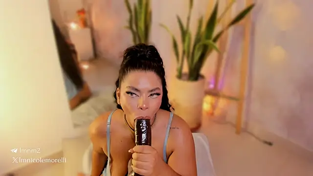 Nicolemorelli2 webcam