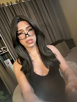 Model: Nyxie_luxx