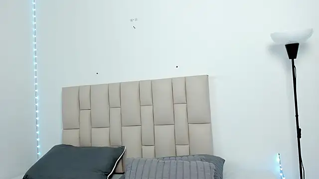 Sofia_Blosom webcam