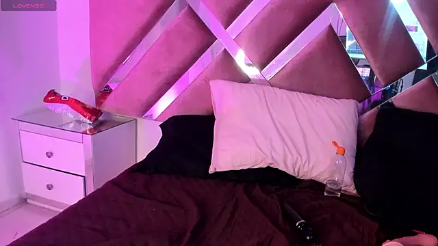 Dahlia_rossee webcam