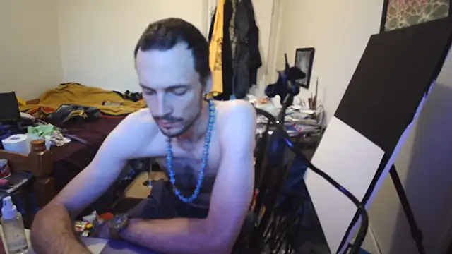 JohnnyMoves webcam