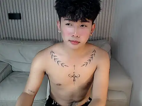 xtrahot_alex - XtraHot_Alex's free webcam - UK Sex Cams