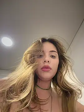 Alirawrz webcam