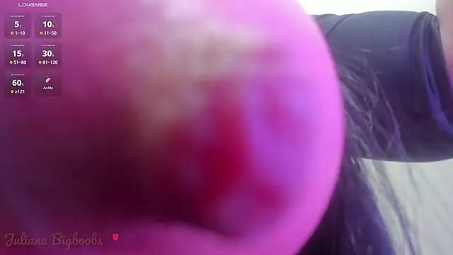 Juliana_bigboobs webcam