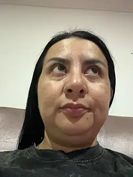 Abril_Luv webcam