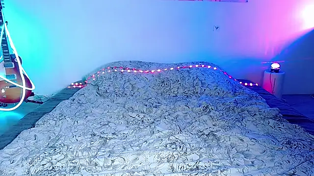 emily_nyaffee (T young) - cum show