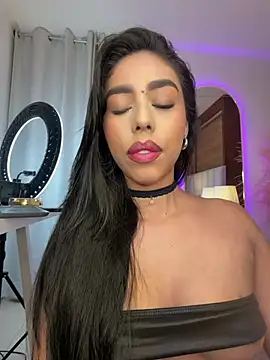 Rossie_Blooms webcam