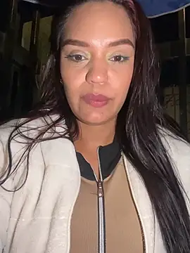 Sara-77 webcam