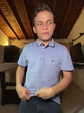 _Leo_Boy webcam