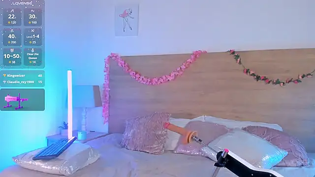 LaraRous live sex cam