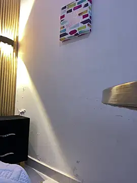 Tinakitten webcam