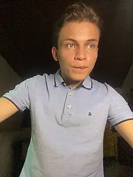 _Leo_Boy webcam