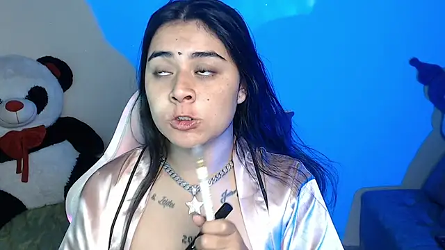 sophiadaza666 - Sophiadaza666's free webcam - UK Sex Cams