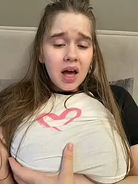 HornyGirlH webcam