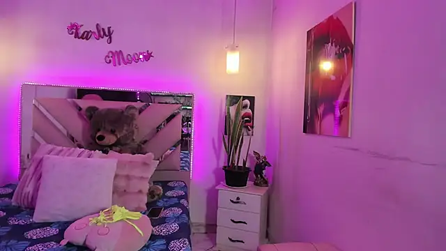 Karly_moon webcam