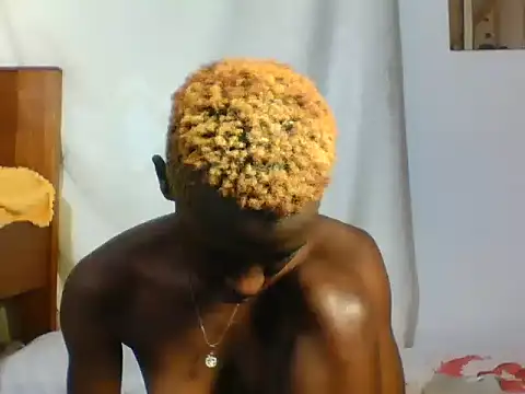 Goldy_petite webcam