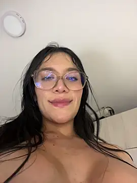 Emmily_19 webcam