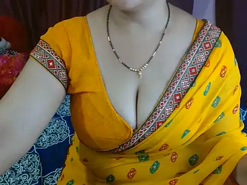 Sexy_Yashvi