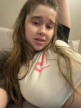 HornyGirlH