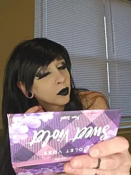 AmethystFoxx webcam