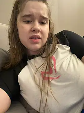 HornyGirlH