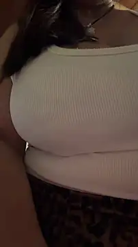 Sofyalone_ webcam