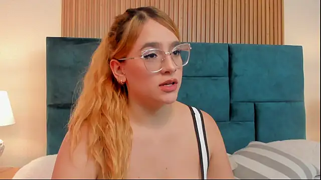 Amber_kiss_ webcam