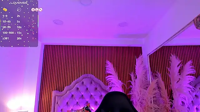 camilaharperr_ (T young) - dick hard and  oil🍆🔥🍑