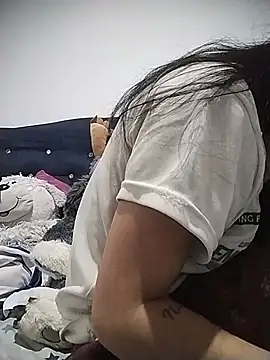 ariell_kieran (F teen) - SHAKE YOUR BUTT 🍑✨